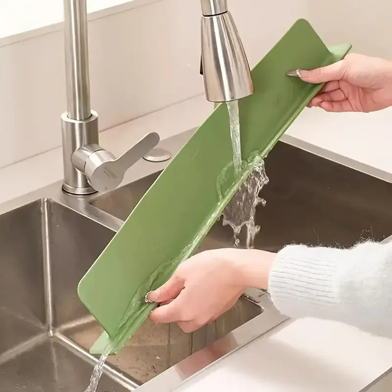 Silicone Sink Splash Guard – Kitchen Water Splash Protector